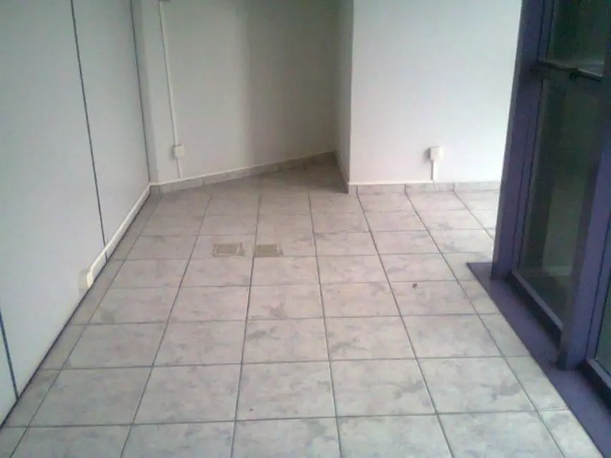 Sala Comercial à venda e para alugar, 40m2 em Santos - SP - imagem 4 Foto 4 de Sala Comercial à venda e para alugar, 40m2 em Santos - SP