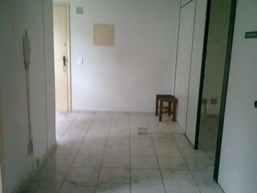 Sala Comercial à venda e para alugar, 40m2 em Santos - SP - imagem 6 Foto 6 de Sala Comercial à venda e para alugar, 40m2 em Santos - SP
