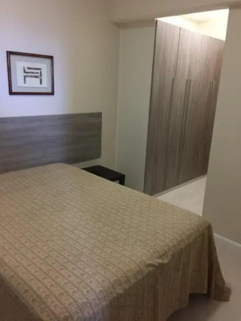 Apartamento com 2 quartos à venda e para alugar, 80m2 em Gonzaga, Santos - SP - imagem 8 Foto 8 de Apartamento com 2 quartos à venda e para alugar, 80m2 em Gonzaga, Santos - SP