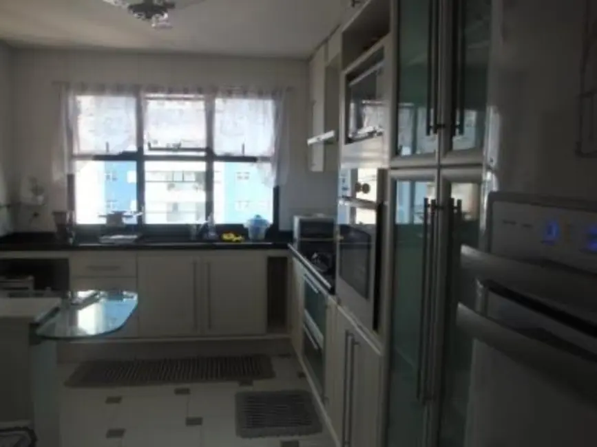 Apartamento com 4 quartos à venda, 370m2 em Gonzaga, Santos - SP - imagem 7 Foto 7 de Apartamento com 4 quartos à venda, 370m2 em Gonzaga, Santos - SP