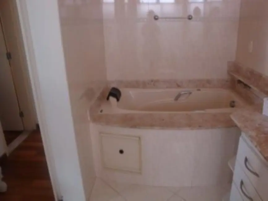 Apartamento com 4 quartos à venda, 370m2 em Gonzaga, Santos - SP - imagem 3 Foto 3 de Apartamento com 4 quartos à venda, 370m2 em Gonzaga, Santos - SP