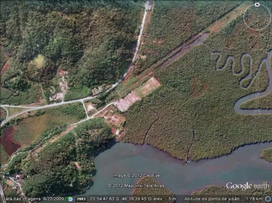 Foto 1 de Terreno / Lote à venda, 510000m2 em Santos - SP