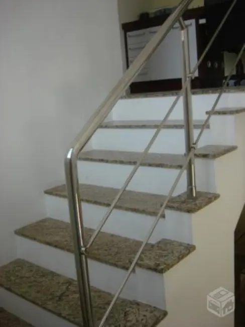 Sobrado com 3 quartos à venda, 230m2 em Embaré, Santos - SP - imagem 9 Foto 9 de Sobrado com 3 quartos à venda, 230m2 em Embaré, Santos - SP