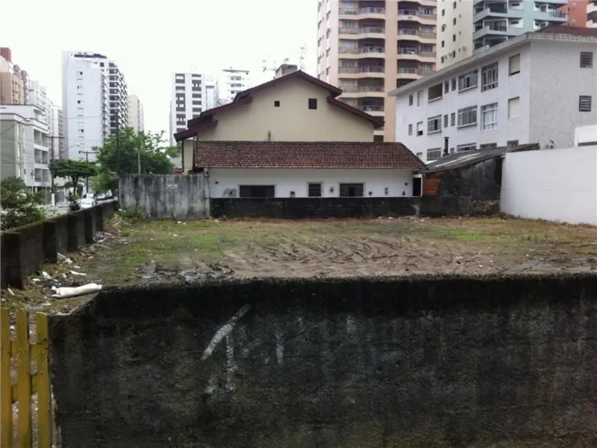 Foto 1 de Terreno / Lote à venda, 630m2 em Barra Funda, Guaruja - SP