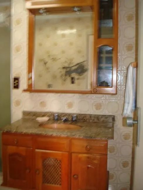 Apartamento com 2 quartos à venda e para alugar, 110m2 em Gonzaga, Santos - SP - imagem 9 Foto 9 de Apartamento com 2 quartos à venda e para alugar, 110m2 em Gonzaga, Santos - SP