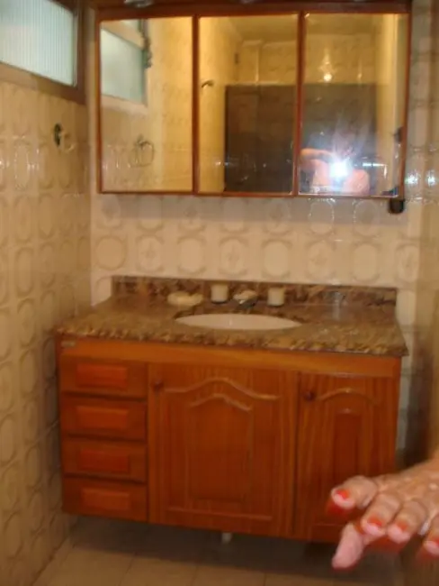 Apartamento com 2 quartos à venda e para alugar, 110m2 em Gonzaga, Santos - SP - imagem 3 Foto 3 de Apartamento com 2 quartos à venda e para alugar, 110m2 em Gonzaga, Santos - SP
