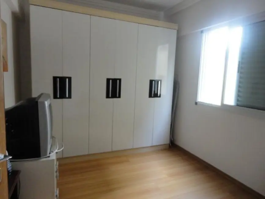 Apartamento com 2 quartos à venda, 80m2 em Gonzaga, Santos - SP - imagem 5 Foto 5 de Apartamento com 2 quartos à venda, 80m2 em Gonzaga, Santos - SP