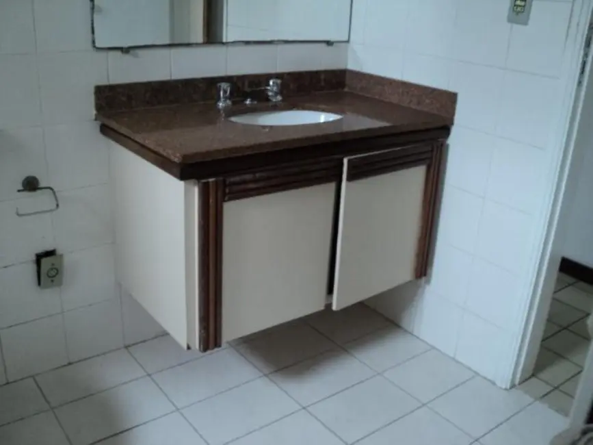 Foto 9 de Apartamento com 3 quartos à venda, 235m2 em Ponta da Praia, Santos - SP