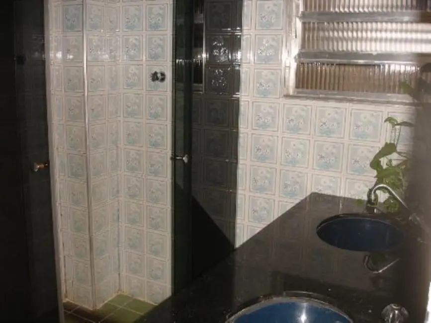 Apartamento com 2 quartos à venda, 100m2 em Gonzaga, Santos - SP - imagem 4 Foto 4 de Apartamento com 2 quartos à venda, 100m2 em Gonzaga, Santos - SP