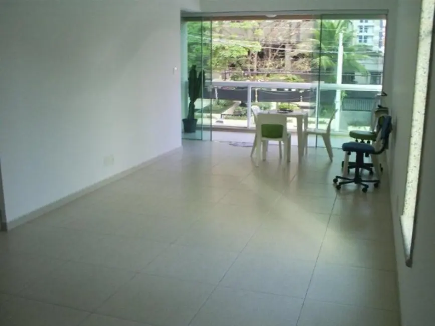 Foto 8 de Casa com 4 quartos à venda, 220m2 em Gonzaga, Santos - SP