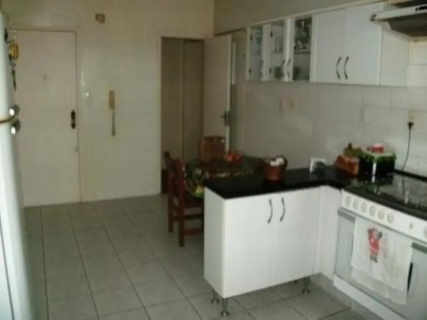 Foto 9 de Apartamento com 3 quartos à venda, 290m2 em Gonzaga, Santos - SP