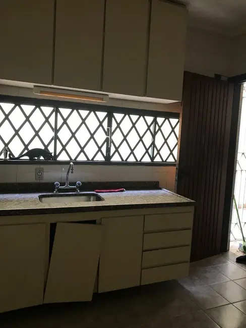 Sobrado com 3 quartos à venda, 240m2 em Vila Sônia, São Paulo - SP - imagem 6 Foto 6 de Sobrado com 3 quartos à venda, 240m2 em Vila Sônia, São Paulo - SP