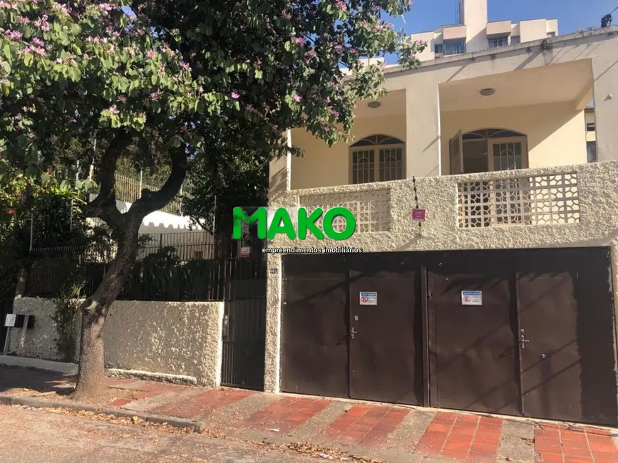 Sala Comercial com 3 quartos para alugar, 203m2 em Jardim Taboão, São Paulo - SP - imagem 1 Foto 1 de Sala Comercial com 3 quartos para alugar, 203m2 em Jardim Taboão, São Paulo - SP