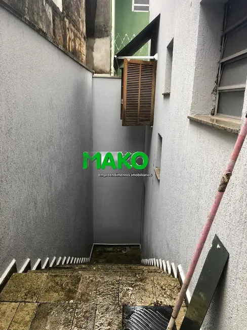 Foto 2 de Sobrado com 3 quartos à venda e para alugar, 243m2 em Vila Sônia, São Paulo - SP