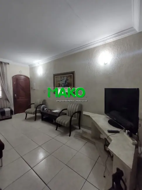 Sobrado com 5 quartos para alugar, 100m2 em Ferreira, São Paulo - SP - imagem 2 Foto 2 de Sobrado com 5 quartos para alugar, 100m2 em Ferreira, São Paulo - SP