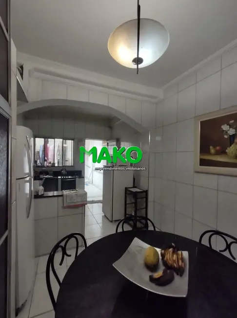 Sobrado com 5 quartos para alugar, 100m2 em Ferreira, São Paulo - SP - imagem 4 Foto 4 de Sobrado com 5 quartos para alugar, 100m2 em Ferreira, São Paulo - SP