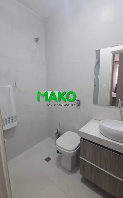 Foto 6 de Casa com 3 quartos à venda, 181m2 em Jardim Londrina, São Paulo - SP