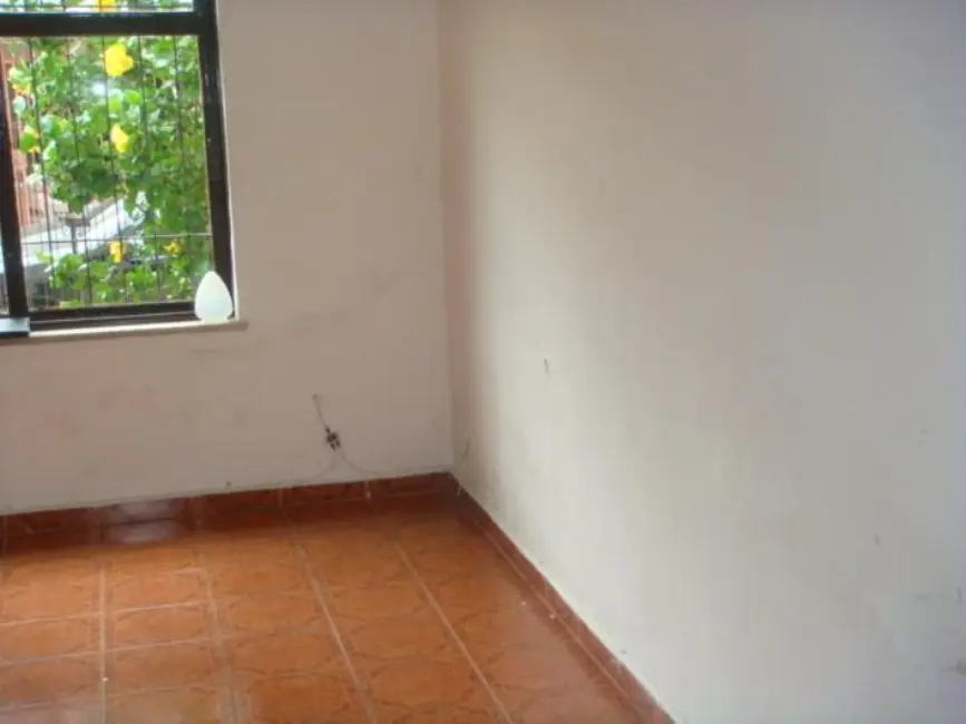 Foto 2 de Sobrado com 3 quartos para alugar, 150m2 em Ferreira, São Paulo - SP