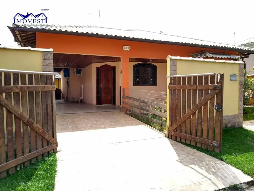 Foto 1 de Casa de Condomínio com 3 quartos à venda em Flamengo, Marica - RJ