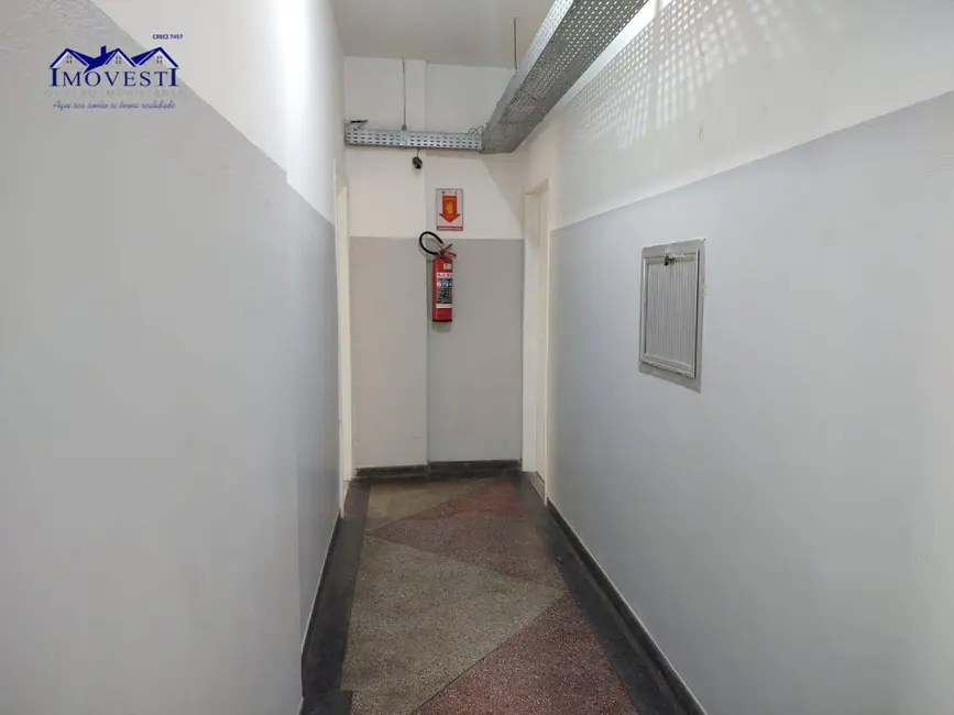 Sala Comercial à venda e para alugar, 20m2 em Centro, Niteroi - RJ - imagem 7 Foto 7 de Sala Comercial à venda e para alugar, 20m2 em Centro, Niteroi - RJ