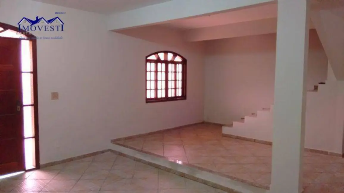 Foto 4 de Casa com 3 quartos à venda, 360m2 em Centro, Marica - RJ
