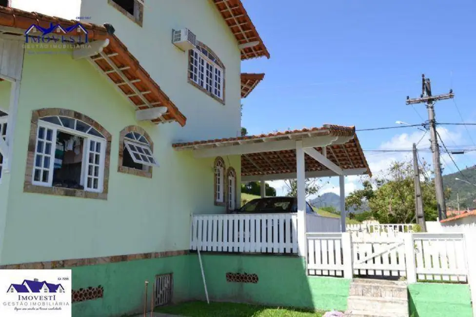 Casa de Condomínio com 3 quartos à venda, 120m2 em Flamengo, Marica - RJ - imagem 4 Foto 4 de Casa de Condomínio com 3 quartos à venda, 120m2 em Flamengo, Marica - RJ