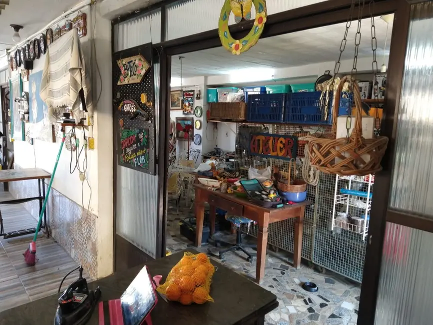 Casa com 4 quartos à venda, 1553m2 em Itapeba, Marica - RJ - imagem 7 Foto 7 de Casa com 4 quartos à venda, 1553m2 em Itapeba, Marica - RJ