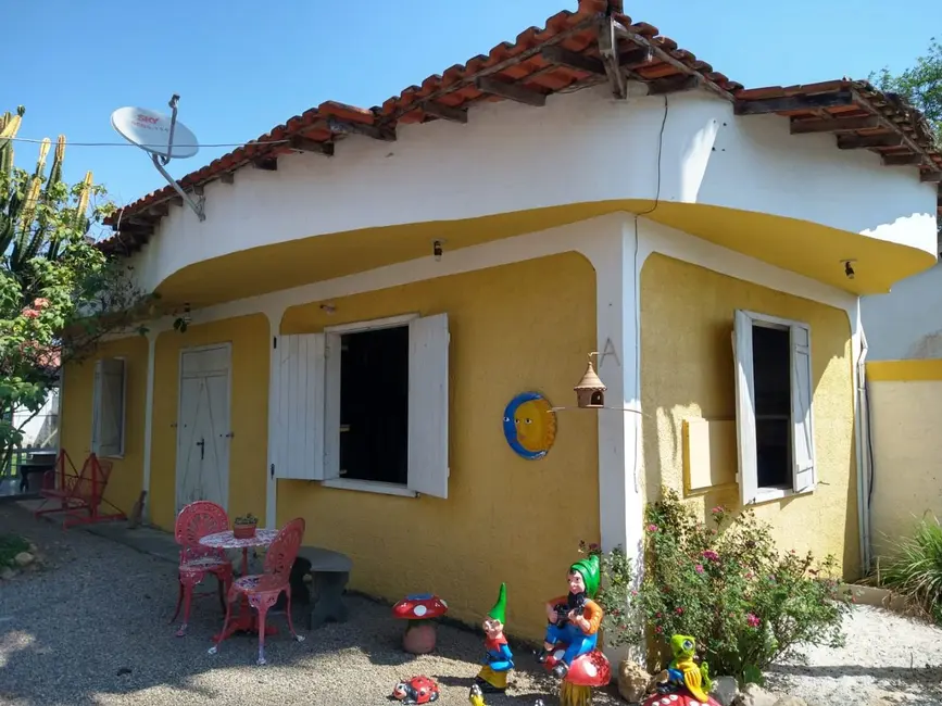 Casa com 4 quartos à venda, 1553m2 em Itapeba, Marica - RJ - imagem 8 Foto 8 de Casa com 4 quartos à venda, 1553m2 em Itapeba, Marica - RJ