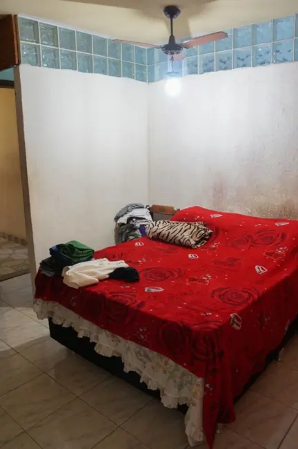 Foto 5 de Casa com 5 quartos para alugar, 110m2 em Centro, Marica - RJ