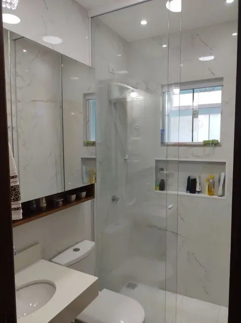 Foto 5 de Casa com 2 quartos à venda, 245m2 em Marica - RJ