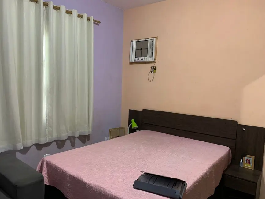 Foto 5 de Casa com 2 quartos à venda, 360m2 em Jacaroá, Marica - RJ