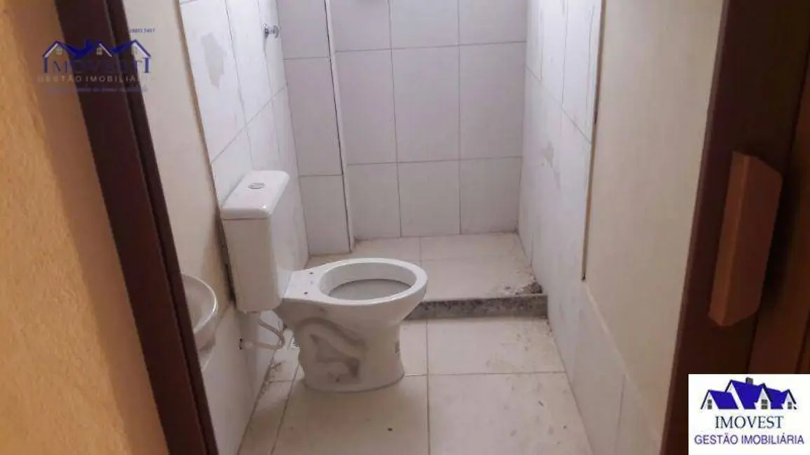 Foto 8 de Kitnet com 1 quarto para alugar em Jacaroá, Marica - RJ