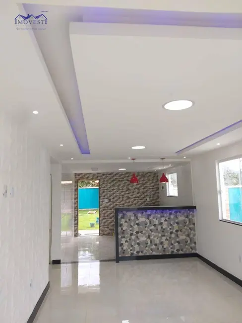 Foto 3 de Casa com 3 quartos à venda, 440m2 em Marica - RJ