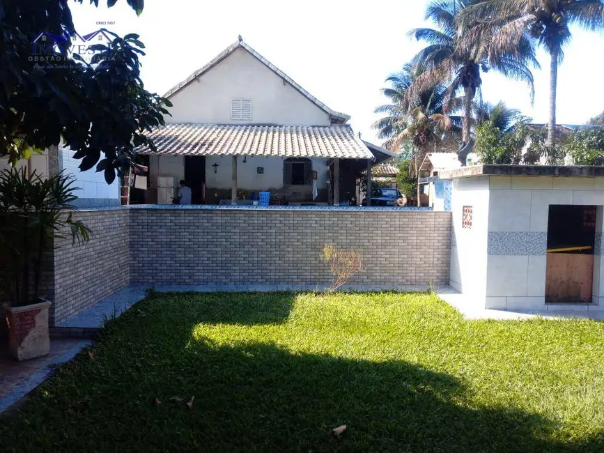 Foto 6 de Casa com 3 quartos à venda, 1400m2 em Saquarema - RJ