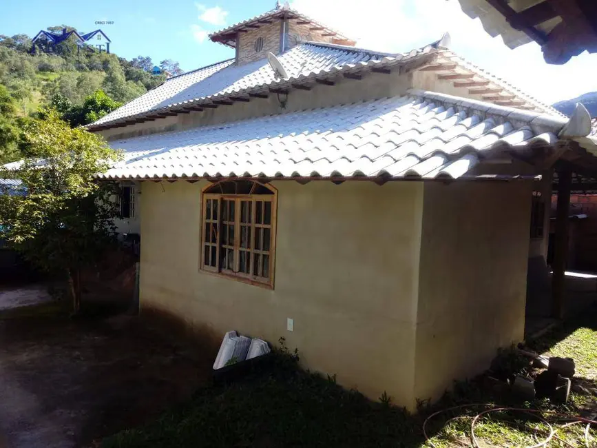 Foto 4 de Casa com 3 quartos à venda, 1400m2 em Saquarema - RJ