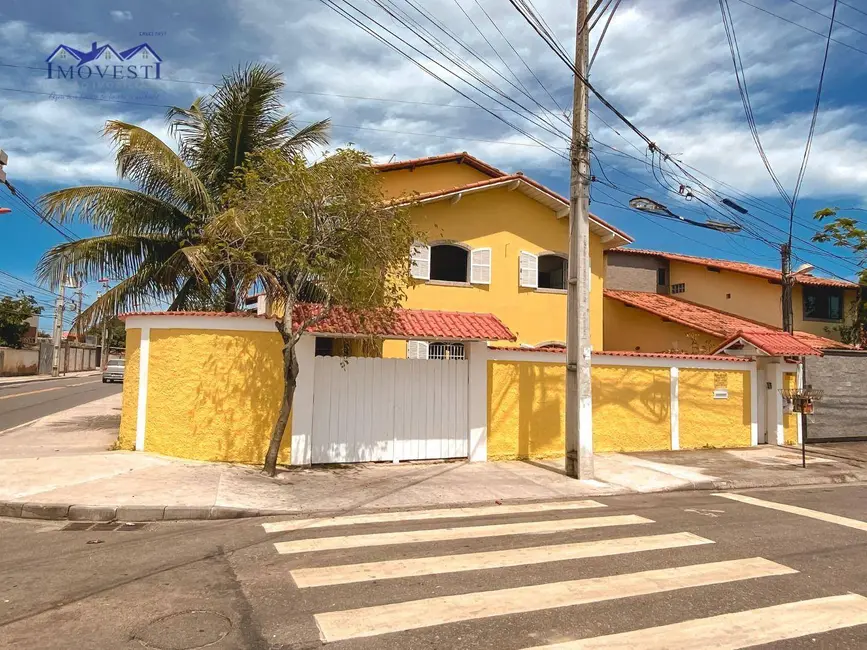 Foto 1 de Casa com 4 quartos à venda, 204m2 em Jardim Atlântico Oeste (Itaipuaçu), Marica - RJ