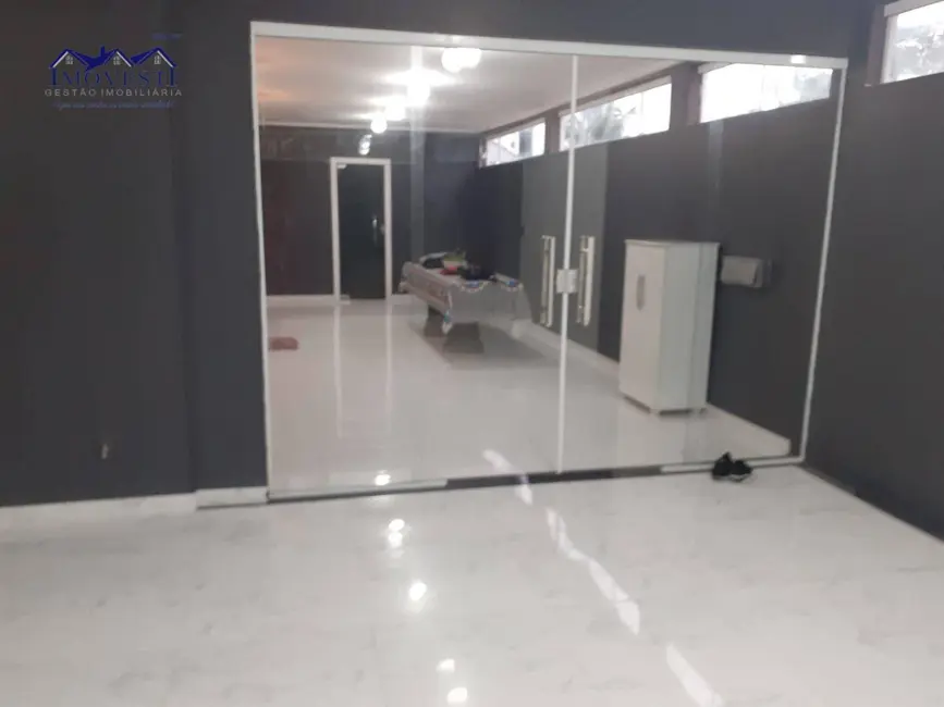 Casa com 3 quartos à venda, 470m2 em Marica - RJ - imagem 7 Foto 7 de Casa com 3 quartos à venda, 470m2 em Marica - RJ