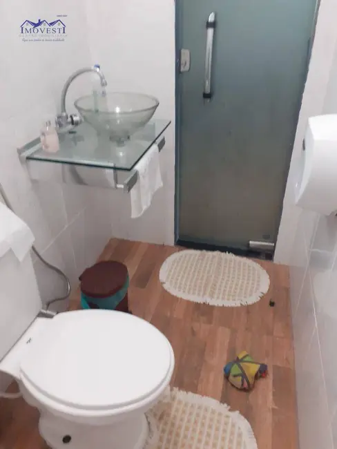 Casa com 3 quartos à venda, 470m2 em Marica - RJ - imagem 5 Foto 5 de Casa com 3 quartos à venda, 470m2 em Marica - RJ