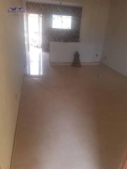 Foto 2 de Casa com 2 quartos à venda, 240m2 em Marica - RJ