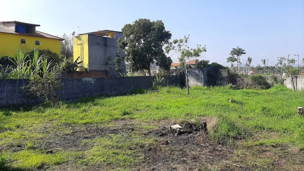 Foto 1 de Terreno / Lote à venda, 874m2 em Parque Nanci, Marica - RJ