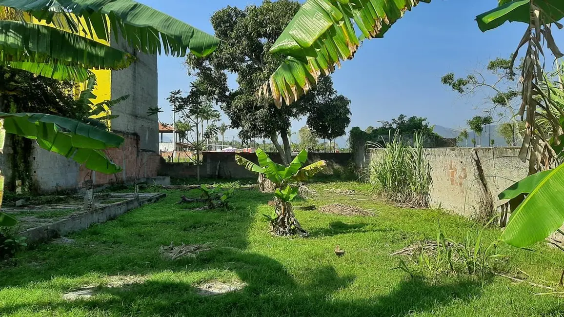 Foto 9 de Terreno / Lote à venda, 874m2 em Parque Nanci, Marica - RJ