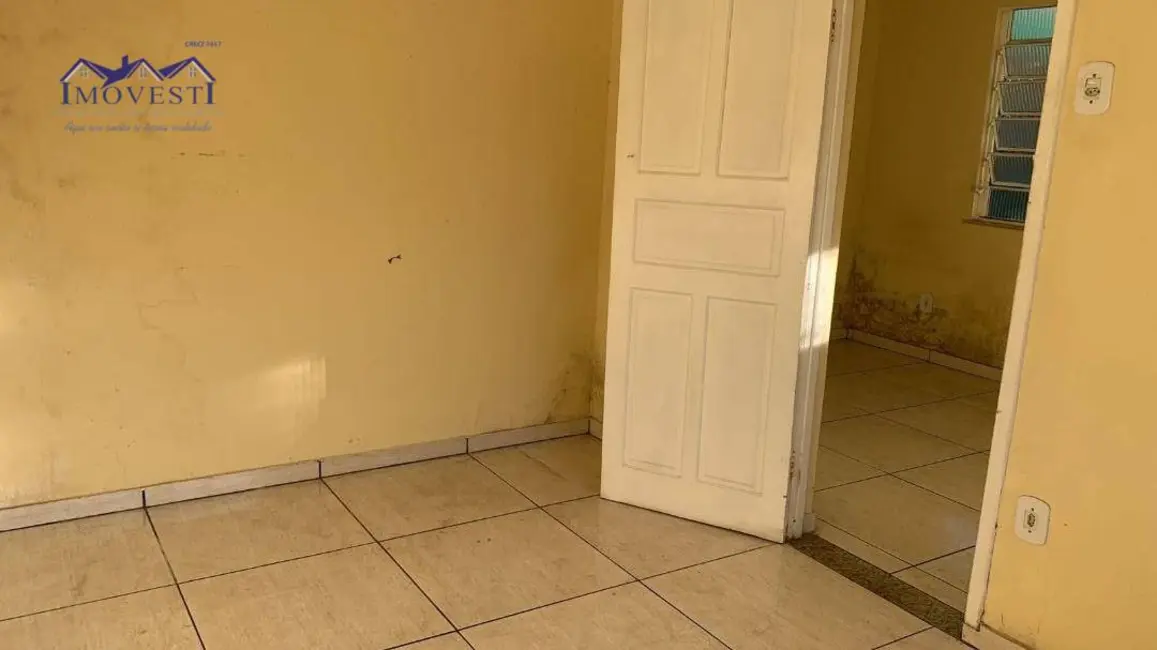 Casa com 2 quartos à venda, 307m2 em Centro, Marica - RJ - imagem 4 Foto 4 de Casa com 2 quartos à venda, 307m2 em Centro, Marica - RJ