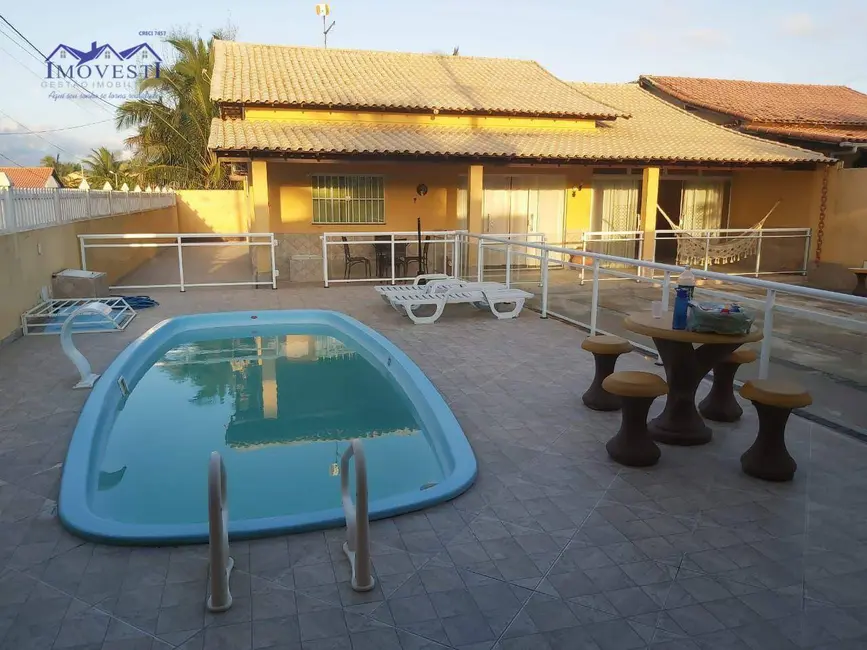 Foto 4 de Casa com 3 quartos à venda, 450m2 em Saquarema - RJ