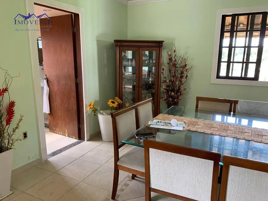 Casa com 5 quartos à venda, 920m2 em Marica - RJ - imagem 2 Foto 2 de Casa com 5 quartos à venda, 920m2 em Marica - RJ