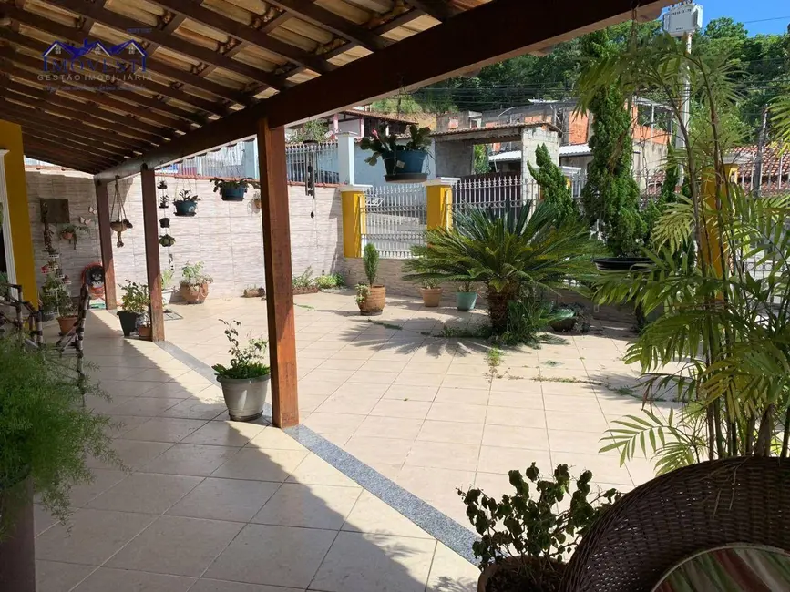 Casa com 5 quartos à venda, 920m2 em Marica - RJ - imagem 9 Foto 9 de Casa com 5 quartos à venda, 920m2 em Marica - RJ