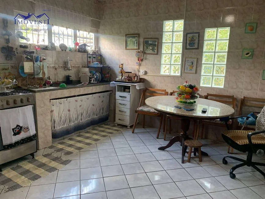 Casa com 3 quartos à venda, 2000m2 em Marica - RJ - imagem 7 Foto 7 de Casa com 3 quartos à venda, 2000m2 em Marica - RJ