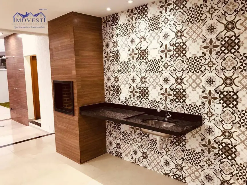 Foto 3 de Casa de Condomínio com 3 quartos à venda, 370m2 em Marica - RJ