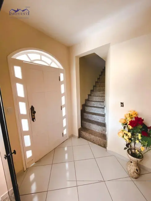 Foto 14 de Casa com 4 quartos para alugar, 204m2 em Jardim Atlântico Oeste (Itaipuaçu), Marica - RJ