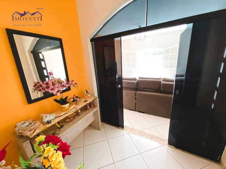 Foto 15 de Casa com 4 quartos para alugar, 204m2 em Jardim Atlântico Oeste (Itaipuaçu), Marica - RJ