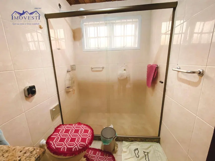 Foto 8 de Casa com 4 quartos para alugar, 204m2 em Jardim Atlântico Oeste (Itaipuaçu), Marica - RJ